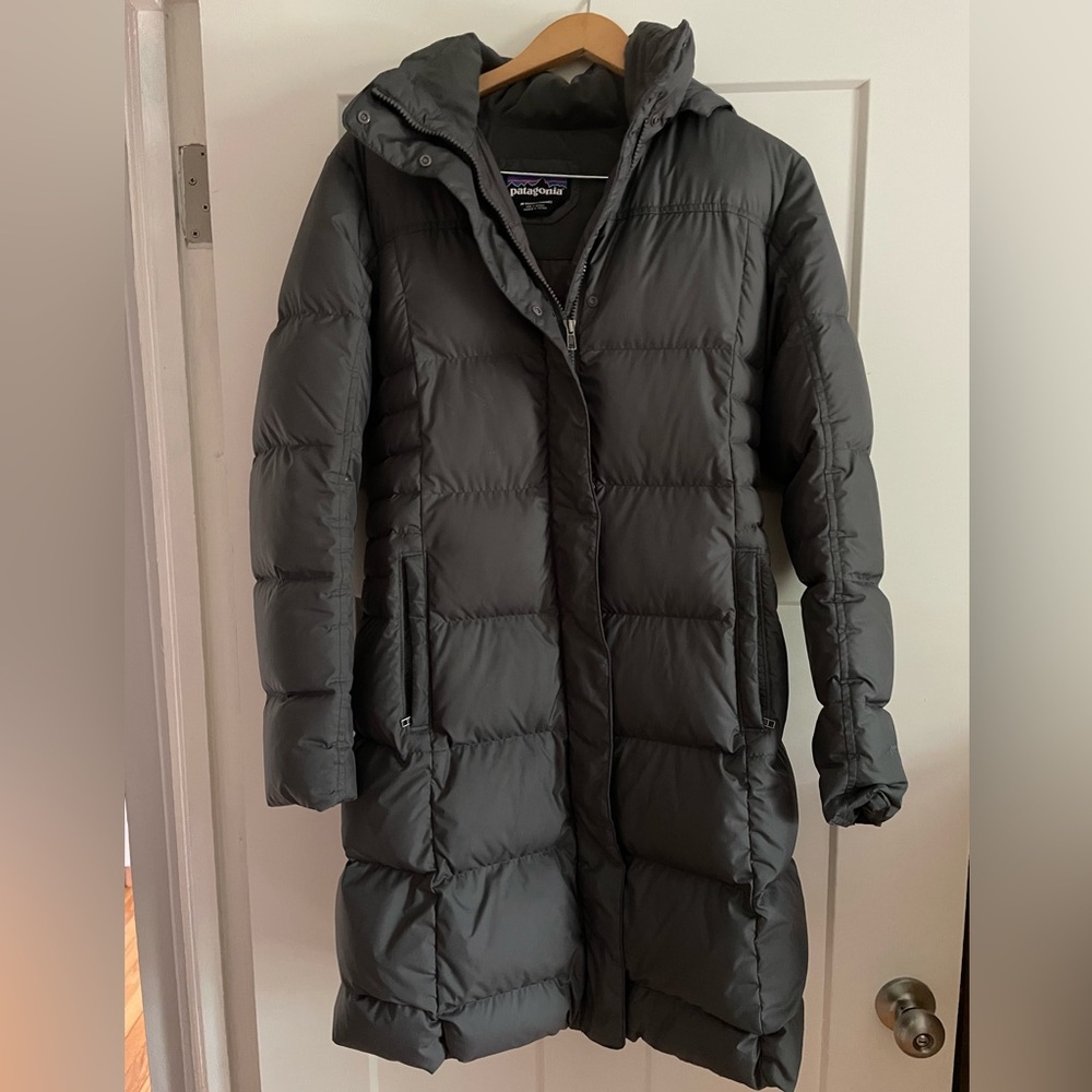 Patagonia Down With It Parka - Women’s medium